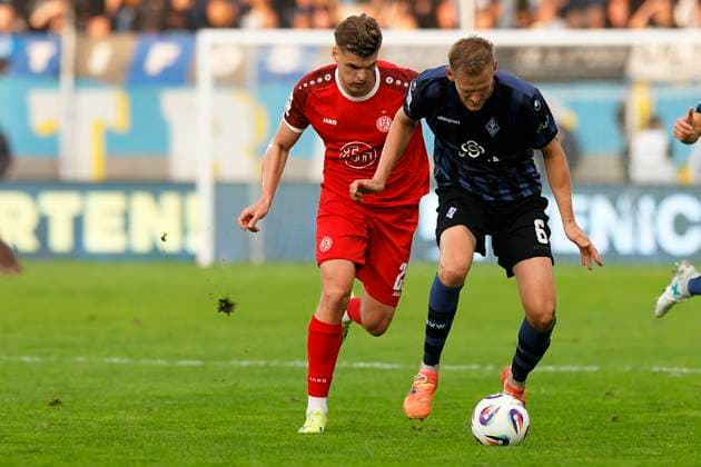 Fußball 3. Liga 08.Spieltag , SV Waldhof Mannheim - Rot-Weiss Essen am 27.09.2025 im Carl-Benz-Stadion in Mannheim Marek Janssen ( Rot-Weiss Essen )