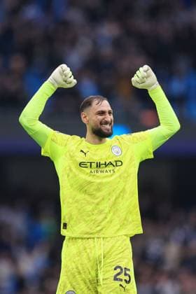 Football - Premier League - Manchester City v Burnley 27th September 2025 - Premier League - Manchester City v Burnley - Manchester City goalkeeper Gianluigi Donnarumma celebrates - Photo: Simon Stacpoole Offside. Manchester UK Copyright: xSimonxStacpoolexOffside