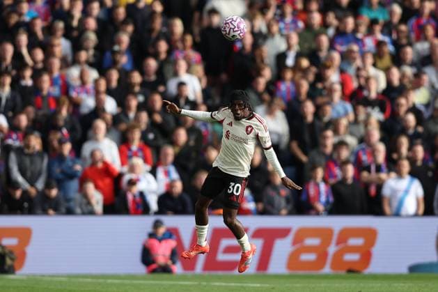 27th September 2025; Selhurst Park, Selhurst, London, England; Premier League Football, Crystal Palace versus Liverpool; Jeremie Frimpong of Liverpool  KatiexChan