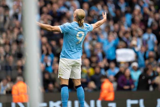 Manchester City v Burnley - Premier League Erling Haaland of Manchester City F.C. celebrates his goal during the Premier League match between Manchester City and Burnley at the Etihad Stadium in Manchester, England, on September 27, 2025. Manchester Manchester United, ManU Kingdom  Copyright: xMIxNewsx originalFilename:fletcher-manchest250927_npEy4.jpg