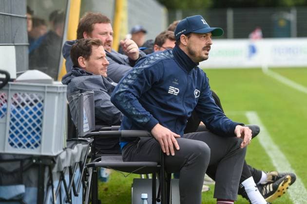 Fußball I Herren I Saison 2025-2026 I Regionalliga Nord I 11. Spieltag I SC Weiche Flensburg 08 - SSV Jeddeloh II I 27.09.2025 Björn Lindemann (Trainer, SSV Jeddeloh II) Copyright: xLobeca JanxKirschnerx