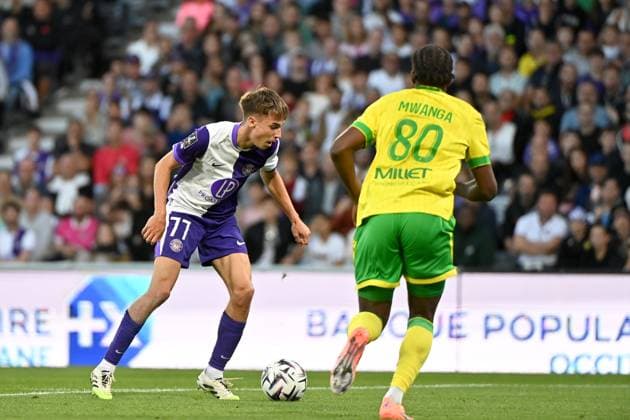 Toulouse FC v FC Nantes - Ligue 1 McDonald s 2025 2026 77 Mario SAUER (tfc) during the Ligue 1 McDonald s match between Toulouse and Nantes at Stadium de Toulouse on September 27, 2025 in Toulouse, France. Toulouse France  Copyright: xFEPx 776348141