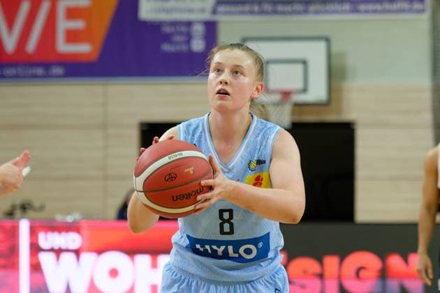 Roosa Lehtoranta (Saarluis, 8), Syntainics MBC vs. Saarlouis Royals, Basketball, Damen, Bundesliga, Saison 2025 2026, 1. Spieltag, 27.09.2025. Halle SWH Arena Sachsen-Anhalt Deutschland
