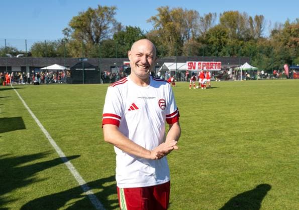 Fußball, Herren, Saison 2025 2026, NOFV Oberliga Nord, SV Sparta Lichtenberg, Feier zur Namensgebung, Sportanlage Fischerstraße wird zum Paul-Kalkbrenner-Sportfeld, im Bild: Paul Kalkbrenner (Namensgeber des Paul-Kalkbrenner-Sportfeldes), 27.09. 2025, Copyright: xMatthiasxKochx