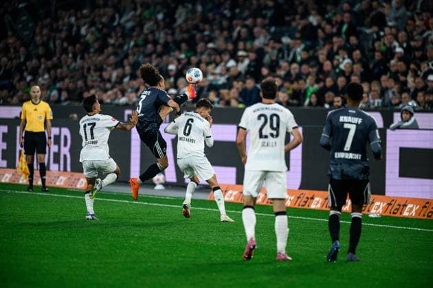 MOENCHENGLADBACH, GERMANY - 27 SEPTEMBER, 2025: - The football match of Bundesliga Borussia Moenchengladbach vs Eintracht Frankfurt at Borussia Park.  Copyright: xVITALIIxKLIUIEVx