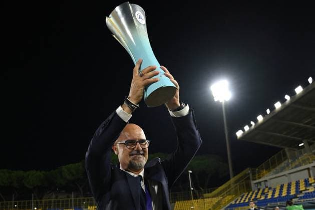 CALCIO - Serie A - Serie A Women’s Cup - Final - Juventus FC vs AS Roma Massimiliano Canzi Coach of Juventus F.C. celebrate the victory during the Serie A Women s Cup Final between Juventus F.C. and A.S. Roma at Romeo Menti Stadium on September 27, 2025 in Castellammare di Stabia, Italy Castellammare di Stabia (NA) Italy  Copyright: xIPAxSport ABACAx
