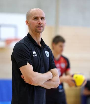 BAU 27.09.2025 Ludwigsburg Volleyball Barock Volley MTV Ludwigsburg vs. TSV Haching, Trainer Hasse Mattila (LB)