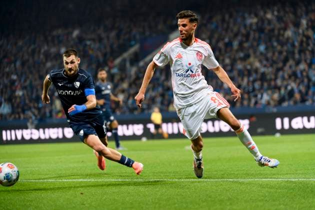 waehrend des spiels der 2. Bundesliga zwischen VfL Bochum und Fortuna Duesseldorf, Vonovia Ruhrstadion am 27. September 2025 in Bochum, Deutschland. (Foto von Max Maiwald DeFodi Images) +++ during the 2. Bundesliga match between VfL Bochum and Fortuna Duesseldorf at Vonovia Ruhrstadion on September 27, 2025 in Bochum, Germany. (Photo by Max Maiwald DeFodi Images) DFB DFL REGULATIONS PROHIBIT ANY USE OF PHOTOGRAPHS AS IMAGE SEQUENCES AND OR QUASI-VIDEO. (Photo by Max Maiwald DeFodi Images) waehrend des spiels der 2 Bundesliga zwischen VfL Bochum und Fortuna Duesseldorf, Vonovia Ruhrstadion am 27 September 2025 in Bochum, Germany Photo by Max Maiwald DeFodi Images during the 2 Bundesliga match between VfL Bochum and Fortuna Duesseldorf at Vonovia Ruhrstadion on September 27, 2025 in Bochum, Germany Photo by Max Maiwald DeFodi Images DFB DFL REGULATIONS PROHIBIT ANY USE OF PHOTOGRAPHS AS IMAGE SEQUENCES AND OR QUASI VIDEO Photo by Max Maiwald DeFodi Images