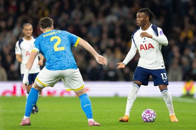 27th September 2025; Tottenham Hotspur Stadium, London, England; Premier League Football, Tottenham Hotspur versus Wolverhampton Wanderers; Destiny Udogie of Tottenham Hotspur  IanxStephen