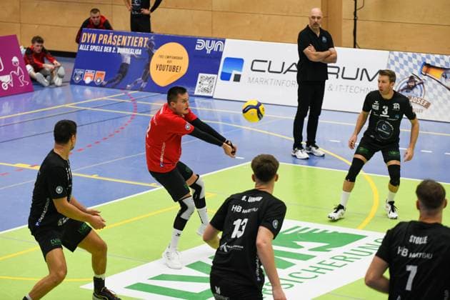 Georg Schäfer Halle, CERATONIA Volleys Eltmann vs. Baden Volleys SSC Karlsruhe II Germany ,Eltmann, Georg Schäfer Halle - 27 Sep 2025 - 2.Bundesliga, Volleyball - CERATONIA Volleys Eltmann vs. Baden Volleys SSC Karlsruhe II Image: Bruno Simunic (VC Eltmann, 2) in action. Eltmann Georg Schäfer Halle Bayern Germany Copyright: xPresseFotoxEvans xRyanxEvansx