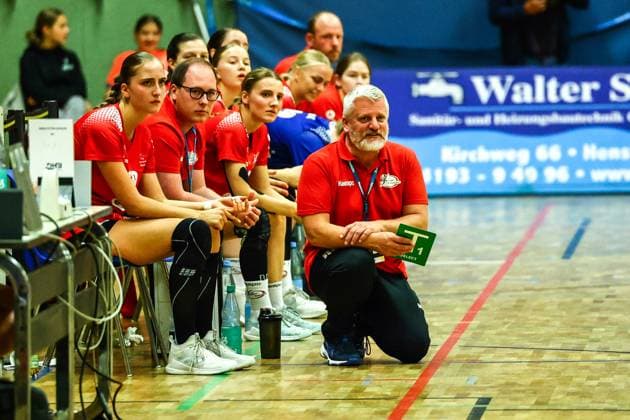 Handball I Frauen I Saison 2025 2026 I 3.Liga Nord I 3 Spieltag I SV Henstedt-Ulzburg - TV Hannover-Badenstedt I 27.09.2025 Roland Schwörer (TV Hannover-Badenstedt) Copyright: xLobeca RalfxHomburgx