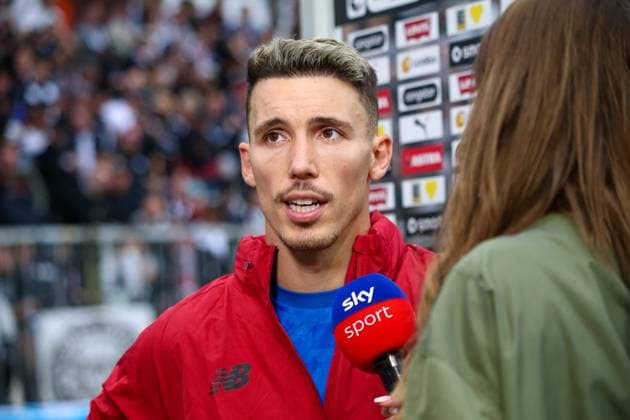 Deutschland: Fussball Bundesliga 2025 26, 5. Spieltag - FC St. Pauli vs Bayer 04 Leverkusen - Millerntor-Stadion (Hamburg): Interview mit Spieler Ãlex Grimaldo Alex Grimaldo (Bayer 04 Leverkusen, 20) Hamburg Copyright: xAymanxAlahmedx