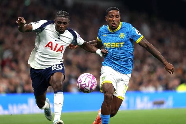Tottenham Hotspur v Wolverhampton Wanderers 27 September 2025 London - Premier League Football - Tottenham Hotspur v Wolverhampton Wanderers - Mohammed Kudus of Tottenham Hotspur and Jackson Tchatchoua of Wolverhampton Wanderers - (Photo by Mark Leech). London UK Copyright: xMarkxLeechxOffside