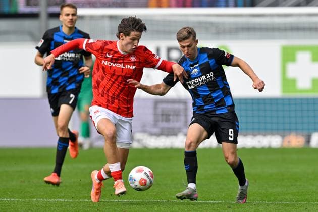 Paderborn, Home Deluxe Arena, 27.09.25, GER, Herren, 2.Bundesliga, Saison 2025-2026, SC Paderborn 07 - 1.FC Kaiserslautern Bild: Nick BAETZNER (Paderborn) DFL regulations prohibit any use of photographs as image sequences and or quasi-video. NRW Deutschland