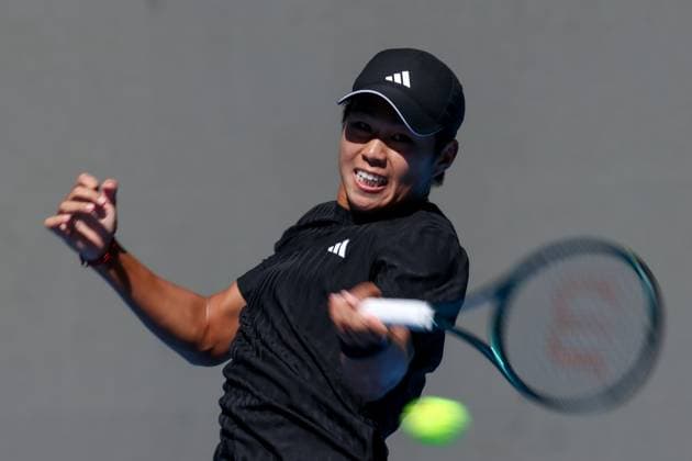 BEIJING, CHINA - SEPTEMBER 28: Learner Tien of the United States returns a shot in the Men s Singles Round of 16 match against Flavio Cobolli of Italy on day 7 of the 2025 China Open at National Tennis Center on September 28, 2025 in Beijing, China.  Copyright: xVCGx 111593669484