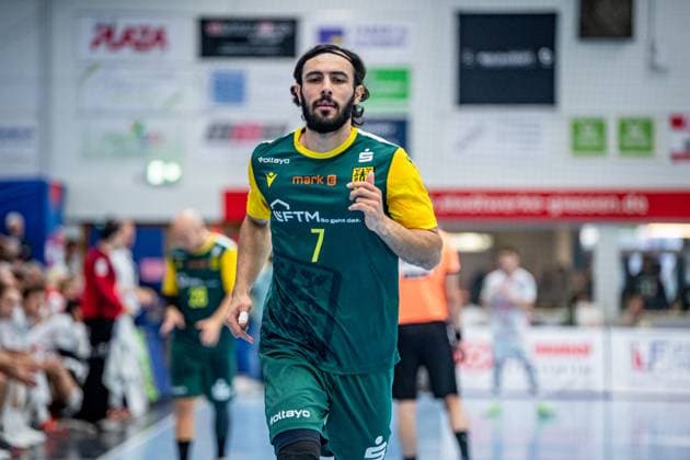 2. Handball Bundesliga; TV Hüttenberg - VfL Eintracht Hagen, 27.09.25 Pouya Norouzi (VfL Eintracht Hagen, 7) 2. Handball Bundesliga; TV Hüttenberg - VfL Eintracht Hagen: Hüttenberg, 27.09.25 Copyright: xBEAUTIFULxSPORTS Roeczeyx