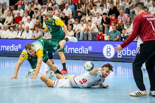 2. Handball Bundesliga; TV Hüttenberg - VfL Eintracht Hagen, 27.09.25 Vit Reichl (TV Hüttenberg, 19), Jan von Boenigk (VfL Eintracht Hagen, 95), Philip Jungemann (VfL Eintracht Hagen, 25), Hendrik Schreiber (TV Hüttenberg, 51) 2. Handball Bundesliga; TV Hüttenberg - VfL Eintracht Hagen: Hüttenberg, 27.09.25 Copyright: xBEAUTIFULxSPORTS Roeczeyx
