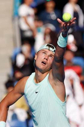 September 28, 2025, Tokyo, Japan: Denmark s Holger Rune in action against Jenson Brooksby of the USA during their quarterfinal match at the Japan Open Tennis Championships at Ariake Colosseum in Tokyo. The tournament runs from September 22 to 30. Brooksby won 6-3, 6-3. Tokyo Japan - ZUMAm191 20250928_aap_m191_033 Copyright: xRodrigoxReyesxMarinx