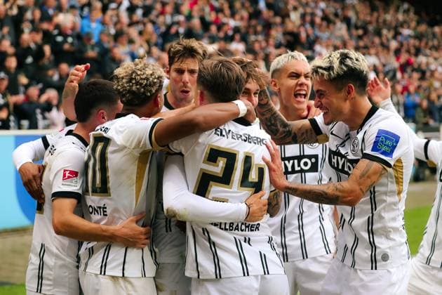 27.09.2025, Fussball, Herren, 2. Bundesliga, Saison 2025 2026, SV 07 Elversberg - Holstein Kiel, Torjubel zum 1:0, Torschütze: Otto Stange (SV 07 Elversberg) Elversberg Ursapharm-Arena an der Kaiserlinde Saarland Deutschland (DEU) Copyright: xSebastianxBachx