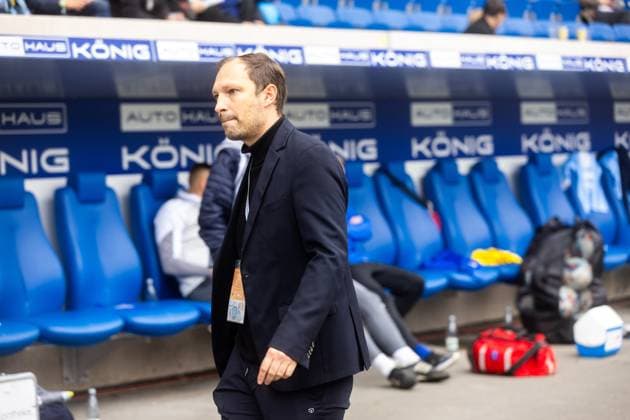 Jena , 270925, Fussball Regionalliga , FC Carl Zeiss Jena gegen Chemnitzer FC im Bild: Geschäftsführer Patrick Widera (Jena)