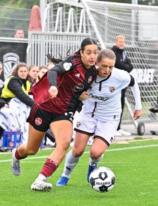 28.09.2025 - Fussball - Saison 2025 2026 - 1. DFB-Pokal - 1. Runde: FC Ingolstadt 04 FCI - 1. FC Nürnberg FCN ( Club Clubfrauen ) - Sportfoto Zink MeZi - xmexzix - Selma Licina (17, 1. FC Nürnberg FCN ) Stefanie Reischmann (24, FC Ingolstadt 04 FCI, rechts )