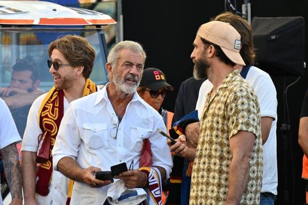 Mel Gibson, director, actor during the match of 5th day of the Serie A Championship between A.S.Roma and Hellas Verona at the Olimpico Stadium on Sep 28, 2025 in Rome, Italy. during AS Roma vs Hellas Verona FC, Italian soccer Serie A match in Rome, Italy, September 28 2025  Copyright: xRobertoxRamaccia IPAxSportx xipa-agency.netx xx IPA_65868718 IPA_Agency_IPA65868718