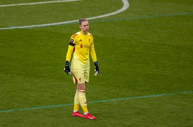 Football - FA Women™s Super League - Liverpool FC Women v Manchester United, ManU FC Women ST HELENS, ENGLAND - Sunday, September 28, 2025: Liverpool s goalkeeper Rafaela Borggräfe during the FA Women™s Super League match between Liverpool FC Women and Manchester United FC Women at the St Helens Stadium. (Photo by David Rawcliffe Propaganda) ST HELENS St Helens Stadium MERSEYSIDE ENGLAND  Copyright: xPropagandax P2025-09-28-Liverpool_W_Man_Utd_W-45