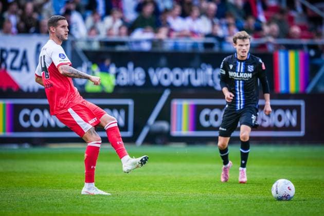 UTRECHT , 28-09-2025 , stadium Galgenwaard , season 2025 2026 , Dutch Eredivisie football , match between FC Utrecht and sc Heerenveen , picture shows FC Utrecht player Mike Eerdhuizen Utrecht - Heerenveen  x31247856x Copyright: