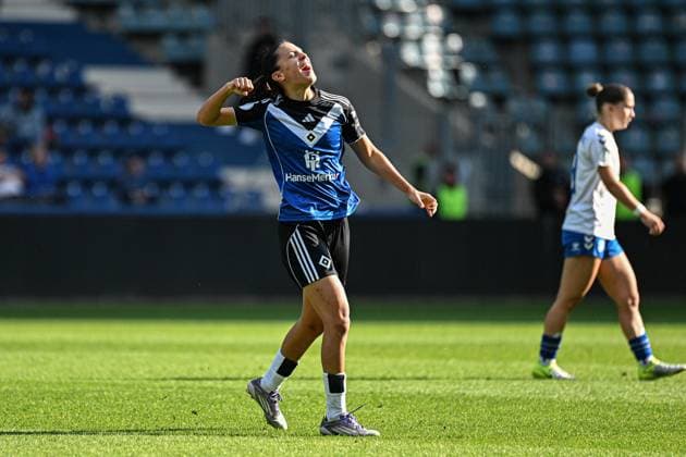 Fußball I Frauen I Saison 2025-2026 I DFB-Pokal I 1. FC Magdeburg - Hamburger SV I 28.09.2025 Torjubel Almudena Sierra (24, Hamburger SV) nach ihrem Tor zum 3:0 aus Sicht der Gäste Magdeburg Avnet Arena (Heinz-Krügel-Platz 1) Sachsen-Anhalt Deutschland Copyright: xLobeca InesxHähnelx