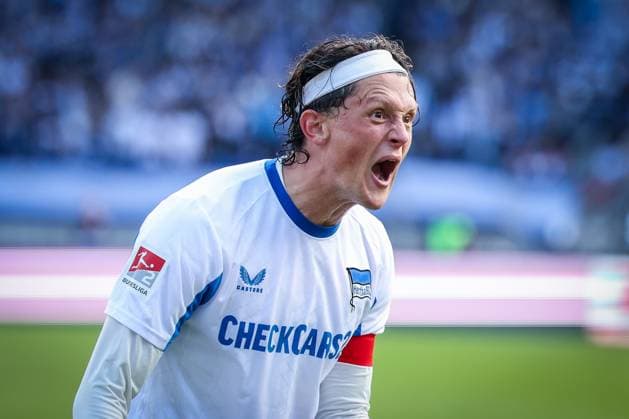 Fabian Reese 11 (Hertha BSC Berlin) emotional, feuert seine Mitspieler an, 1. FC Nuernberg vs. Hertha BSC Berlin, DFL, 2. Bundesliga, Saison 2025 2026, Max-Morlock-Stadion, Hinrunde, 7. Spieltag, 28.09.2025 DFB regulations prohibit any use of photographs as image sequences and or quasi-video Nuernberg Bayern Deutschland