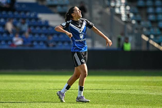 Fußball I Frauen I Saison 2025-2026 I DFB-Pokal I 1. FC Magdeburg - Hamburger SV I 28.09.2025 Torjubel Almudena Sierra (24, Hamburger SV) Freisteller, Nahaufnahme, Porträt, Portrait, Einzelfoto, Einzelbild, Körper Magdeburg Avnet Arena (Heinz-Krügel-Platz 1) Sachsen-Anhalt Deutschland Copyright: xLobeca InesxHähnelx