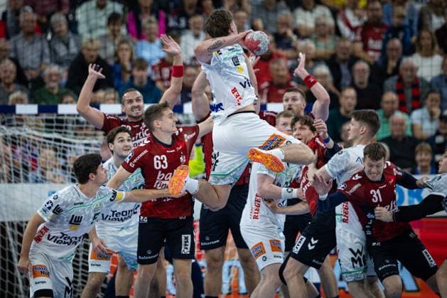 DAIKIN HBL: SG Flensburg-Handewitt vs FRISCH AUF! Göppingen; 28.09.25 Victor Klöve (Nr.07, Frisch auf Göppingen) im Angriff DAIKIN HBL: SG Flensburg-Handewitt vs FRISCH AUF! Göppingen, GP JOULE Arena am 28.09.25 Copyright: xBEAUTIFULxSPORTS MarioxM.xKobergx