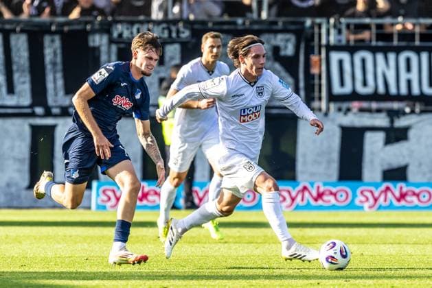 Fussball, Saison 2025 2026, 3. Liga, Dietmar-Hopp-Stadion Sinsheim, 8. Spieltag, TSG Hoffenheim II - SSV Ulm 1846 Fußball, 28.09.2025 28.09.2025, Fussball, Saison 2025 2026, 3. Liga, Dietmar-Hopp-Stadion Sinsheim, 8. Spieltag, TSG Hoffenheim II - SSV Ulm 1846 Fußball, 16 Yannis Hör (TSG Hoffenheim II), 23 Max Brandt (SSV Ulm 1846 Fußball) Foto: Lucca Fundel Sinsheim Dietmar-Hopp-Stadion Baden-Württemberg Deutschland