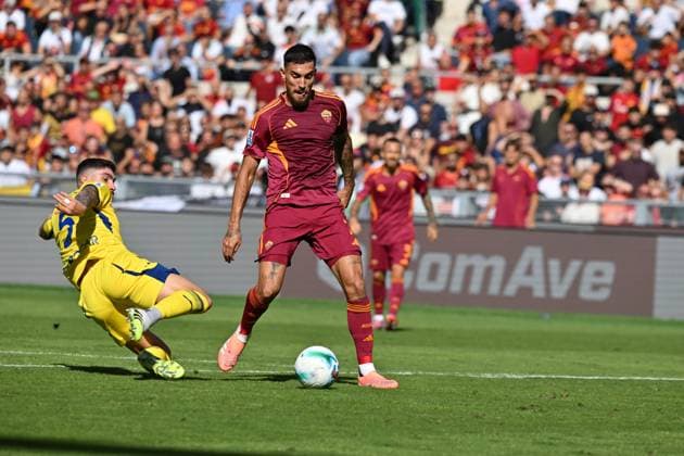 Foto IPP Roberto Ramaccia Roma 28 9 2025 Campionato di Calcio Serie A 2025 2026 Roma vs Hellas Verona Nella foto Lorenzo Pellegrini of AS Roma scoring chance Italy Photo Press - World Copyright Roma italy Italia ITALY  Copyright: xR4924_italyphotopressx