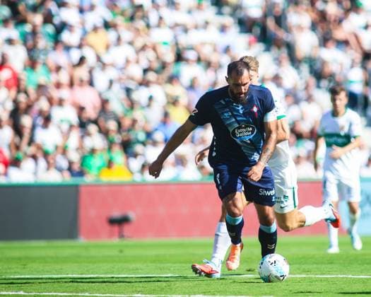 Spanish La Liga EA Sports soccer match Elche vs Celta at Manuel Martínez Valero stadium in Elche, Alicante, Spain. 28 September 2025 900 Cordon Press  900 CordonxPress LOF - Elche vs Celta
