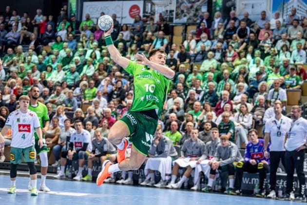 Handball Bundesliga; HSG Wetzlar - GWD Minden, 28.09.25 Josip Simic (HSG Wetzlar, 10) Handball Bundesliga; HSG Wetzlar - GWD Minden: Wetzlar, 28.09.25 Copyright: xBEAUTIFULxSPORTS Roeczeyx