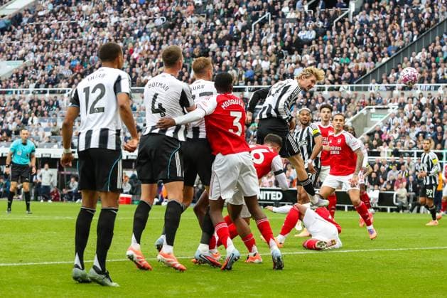 Newcastle United FC v Arsenal FC, Premier League Nick Woltemade Of Newcastle United scores a GOAL 1-0 during the Newcastle United FC v Arsenal FC English Premier League match at St.James Park, Newcastle, England, United Kingdom on 28 September 2025 Credit: Lee Keuneke Every Second Media Editorial use only. All images are copyright Every Second Media Limited. No images may be reproduced without prior permission. All rights reserved. Premier League and Football League images are subject to licensing agreements with Football DataCo Limited. see https: www.football-dataco.com Copyright: xIMAGO EveryxSecondxMediax ESM-1601-0046 LeexKeunekex xEveryxSecondxMediax