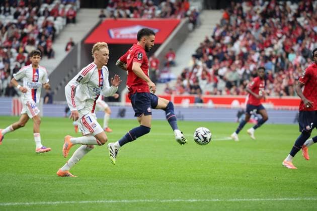 FOOTBALL : LOSC Lille vs Olympique Lyonnais - Ligue 1 J6 - 28 09 2025 Calvin VERDONK (LOSC Lille) lors du match LOSC Lille vs Olympique Lyonnais, Ligue 1 J6, Decathlon Arena stade Pierre Mauroy, le 28 septembre 2025 - photo Laurent Sanson PsnewZ  Copyright: xLaurentxSANSONx xPsnewZx