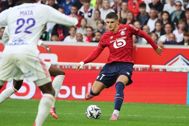 FOOTBALL : LOSC Lille vs Olympique Lyonnais - Ligue 1 J6 - 28 09 2025 Matias FERNANDEZ-PARDO (LOSC Lille) lors du match LOSC Lille vs Olympique Lyonnais, Ligue 1 J6, Decathlon Arena stade Pierre Mauroy, le 28 septembre 2025 - photo Laurent Sanson PsnewZ  Copyright: xLaurentxSANSONx xPsnewZx