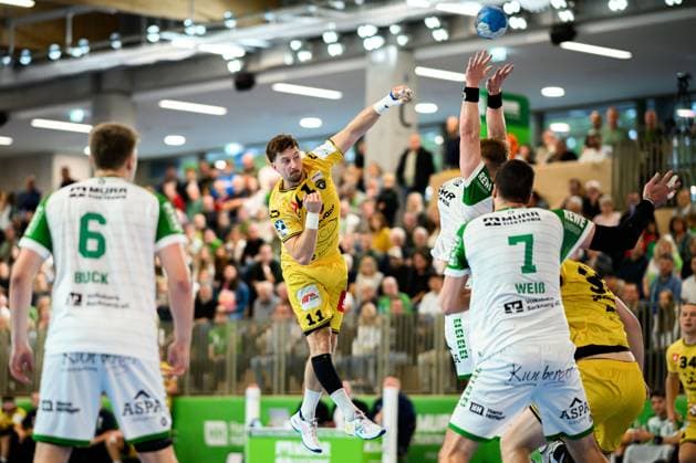 Backngang: 2.HBL - 25 26 - HC Oppenweiler Backnang - HSG Krefeld Lucas Schneider (Krefeld) Backnang Murrtal Arena Baden-Württemberg Deutschland