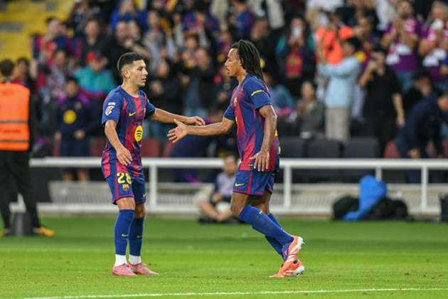 FC Barcelona, Barca v REAL SOCIEDAD OLIMPIC STADIUM LLUIS COMPANYS. MONTJUIC,BARCELONA. September 28, 2025 FC BARCELONA vs REAL SOCIEDAD September 28, ,2025 Jules Kounde (23) of FC Barcelona celebrates scoring his team s first goal with Roony during the match between FC Barcelona and Real Sociedad corresponding to the seventh day of La Liga EA Sports at at Olimpic Stadium Lluis Companys of MontjuÃ¯c in Barcelona, Spain. Barcelona ESP Copyright: xS.xRosx