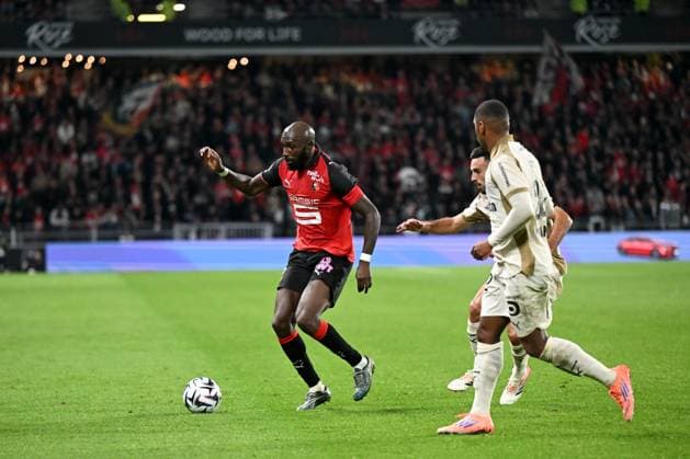 Stade Rennais FC v RC Lens - Ligue 1 McDonald s 2025 2026 08 Seko FOFANA (srfc) during the Ligue 1 McDonald s match between Rennes and Lens at Roazhon Park on September 28, 2025 in Rennes, France. Rennes France  Copyright: xFEPx 776348147