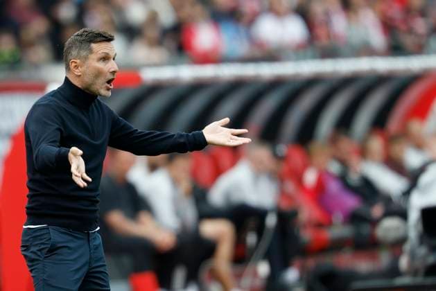 Trainer Stefan Leitl (Hertha BSC), 28.09.2025, Fussball, 2. Bundesliga, 1. FC Nuernberg - Hertha BSC, DEU, Nürnberg, Max-Morlock-Stadion, DFL REGULATIONS PROHIBIT ANY USE OF PHOTOGRAPHS AS IMAGE SEQUENCES AND OR QUASI-VIDEO.