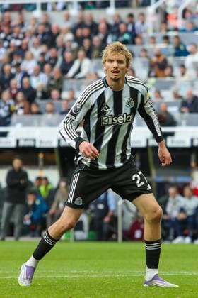 Newcastle United FC v Arsenal FC, Premier League Nick Woltemade Of Newcastle United during the Newcastle United FC v Arsenal FC English Premier League match at St.James Park, Newcastle, England, United Kingdom on 28 September 2025 Credit: Lee Keuneke Every Second Media Editorial use only. All images are copyright Every Second Media Limited. No images may be reproduced without prior permission. All rights reserved. Premier League and Football League images are subject to licensing agreements with Football DataCo Limited. see https: www.football-dataco.com Copyright: xIMAGO EveryxSecondxMediax ESM-1601-0177 LeexKeunekex xEveryxSecondxMediax