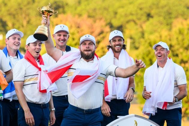 250928 Tyrrell Hatton of Team Europe celebrates after winning the Ryder Cup on day 3 of the Ryder Cup on September 28, 2025 in New York. Photo: Jesper Zerman BILDBYRAN kod JZ JZ0619 golf ryder cup day 3 bbeng jubel Copyright: JESPERxZERMAN BB250928JZ068