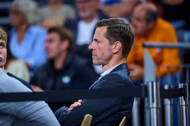 Profilaufnahme Thorsten Leibenath (ratiopharm ulm, Sportdirektor) Am Spielfeldrand GER, ratiopharm ulm vs. NINERS Chemnitz, Basketball, 1. Spieltag, EasyCredit Bundesliga, Spielzeit 2025 2026, 28.09.2025 GER, ratiopharm ulm vs. NINERS Chemnitz, Basketball, 1. Spieltag, EasyCredit Bundesliga, Spielzeit 2025 2026, 28.09.2025 Neu-Ulm *** Profile shot Thorsten Leibenath ratiopharm ulm, Sports Director On the sidelines GER, ratiopharm ulm vs NINERS Chemnitz, Basketball, 1 Matchday, EasyCredit Bundesliga, Season 2025 2026, 28 09 2025 GER, ratiopharm ulm vs NINERS Chemnitz, Basketball, 1 Matchday, EasyCredit Bundesliga, Season 2025 2026, 28 09 2025 New Ulm Copyright: xEibner-Pressefoto GeraldxOelze-dexStoppanyx EP_ODS
