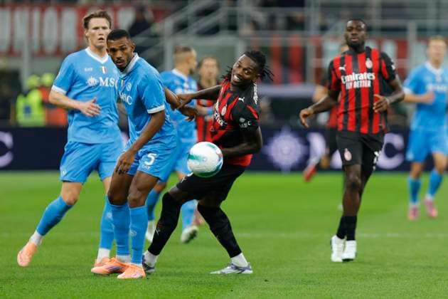 AC Milan v SSC Napoli - Serie A AC Milan s Rafael Leao is in action against Napoli s Juan Jesus during the Italian Serie A Enilive soccer championship football match between AC Milan and SSC Napoli at San Siro Stadium in Milan, Italy, on September 28, 2025. Milan Lombardia Italy  Copyright: xMattiaxRadonix originalFilename:radoni-soccer20250928_npQ3R.jpg