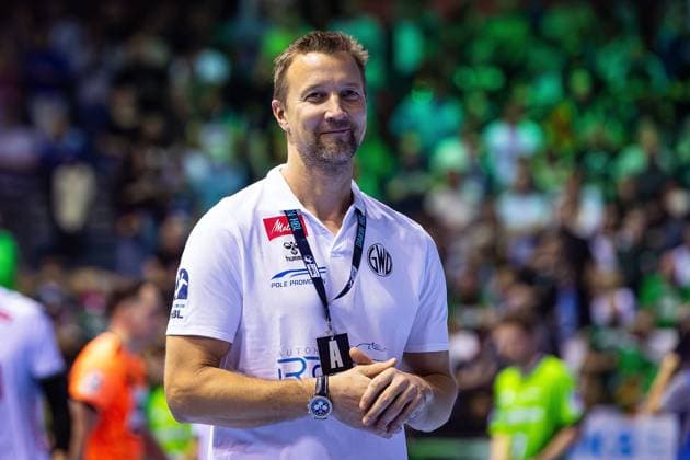 28.09.2025, xovx, Handball Daikin Handball Bundesliga, HSG Wetzlar - GWD Minden Co-Trainer Evars Klesniks (GWD Minden) Wetzlar Buderus-Arena Hessen Deutschland (DE)