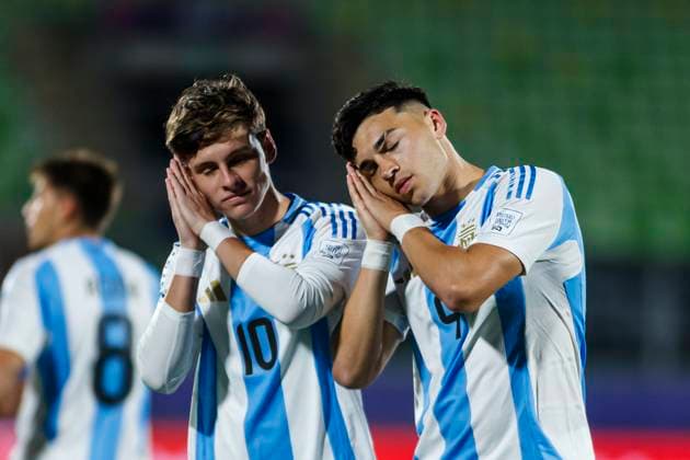 Cuba v Argentina: Group D - FIFA U-20 World Cup Chile 2025 Valparaiso, Chile - September 28: Alejo Sarco of Argentina celebrates his first goal during the FIFA U-20 World Cup Chile 2025 Group D match between Cuba and Argentina at Estadio ElÃaas Figueroa Brander on September 28, 2025 in Valparaiso, Chile Valparaiso Estadio ElÃaas Figueroa Brander Valparaiso Chile Copyright: xLatinxSportxImagesx