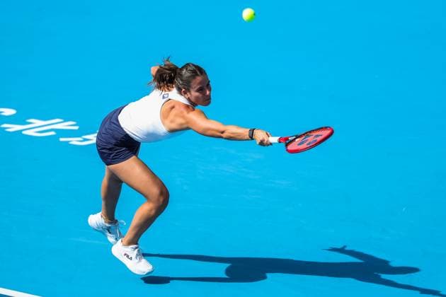 BEIJING, CHINA - SEPTEMBER 29: Emma Navarro of the United States competes in the Women s Singles Round of 32 match against Lois Boisson of France on day 8 of the 2025 China Open at the National Tennis Center on September 29, 2025 in Beijing, China.  Copyright: xVCGx 111593929512